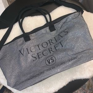 VS Sparkle Duffle Bag